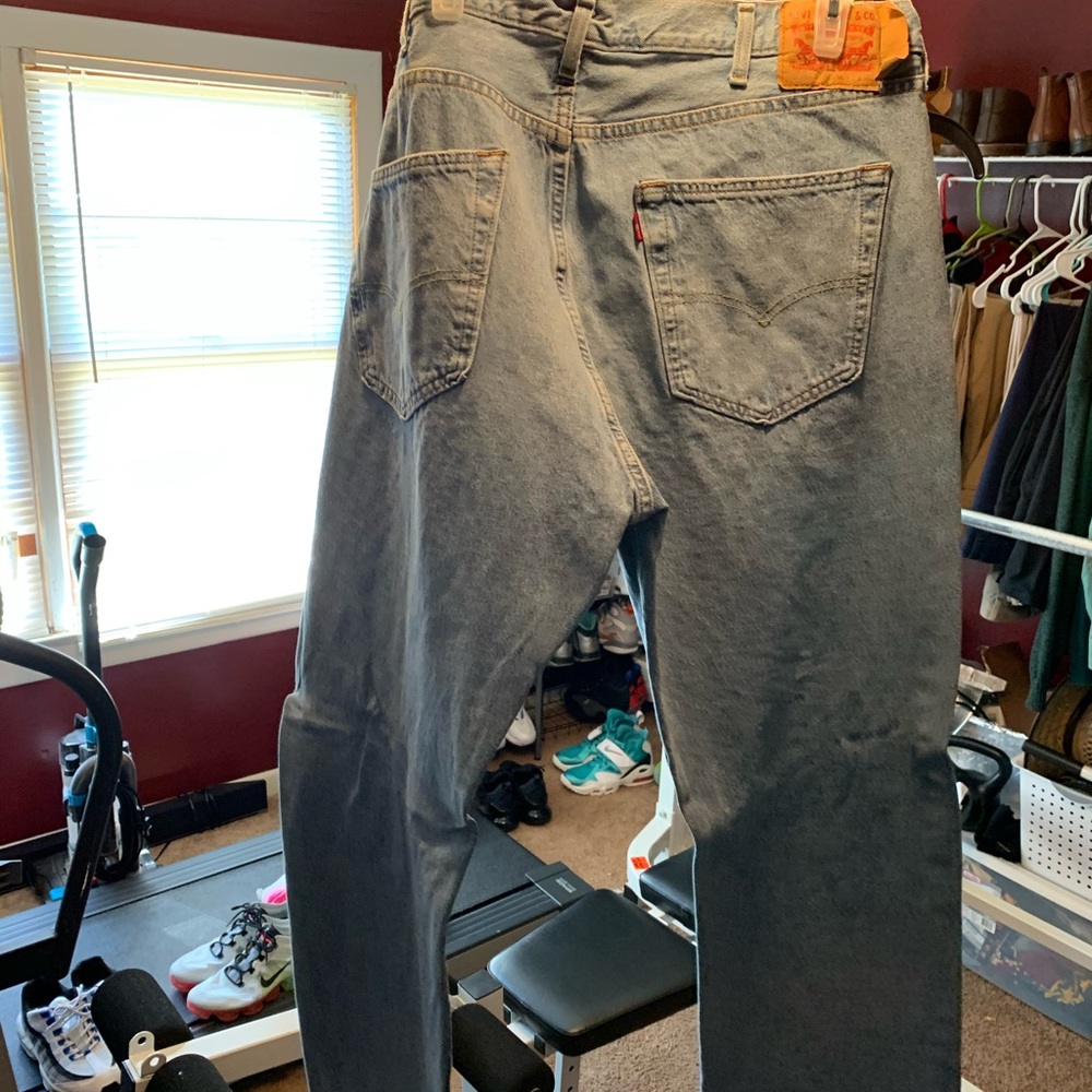 Levi’s - Picture 2 of 2